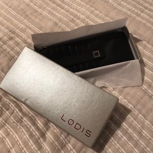 New never used Credit Card Lodis wallet